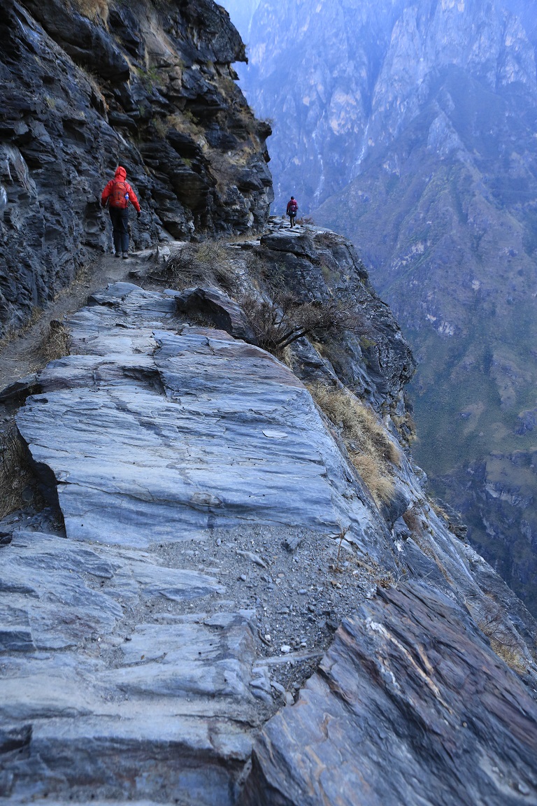 Tiger Leaping Gorge by motorbike